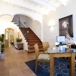 https://casa-es-mercadal.balearic-islands.net